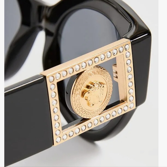 Versace Medusa Black Cat Eye Sunglasses - Picture 2 of 2